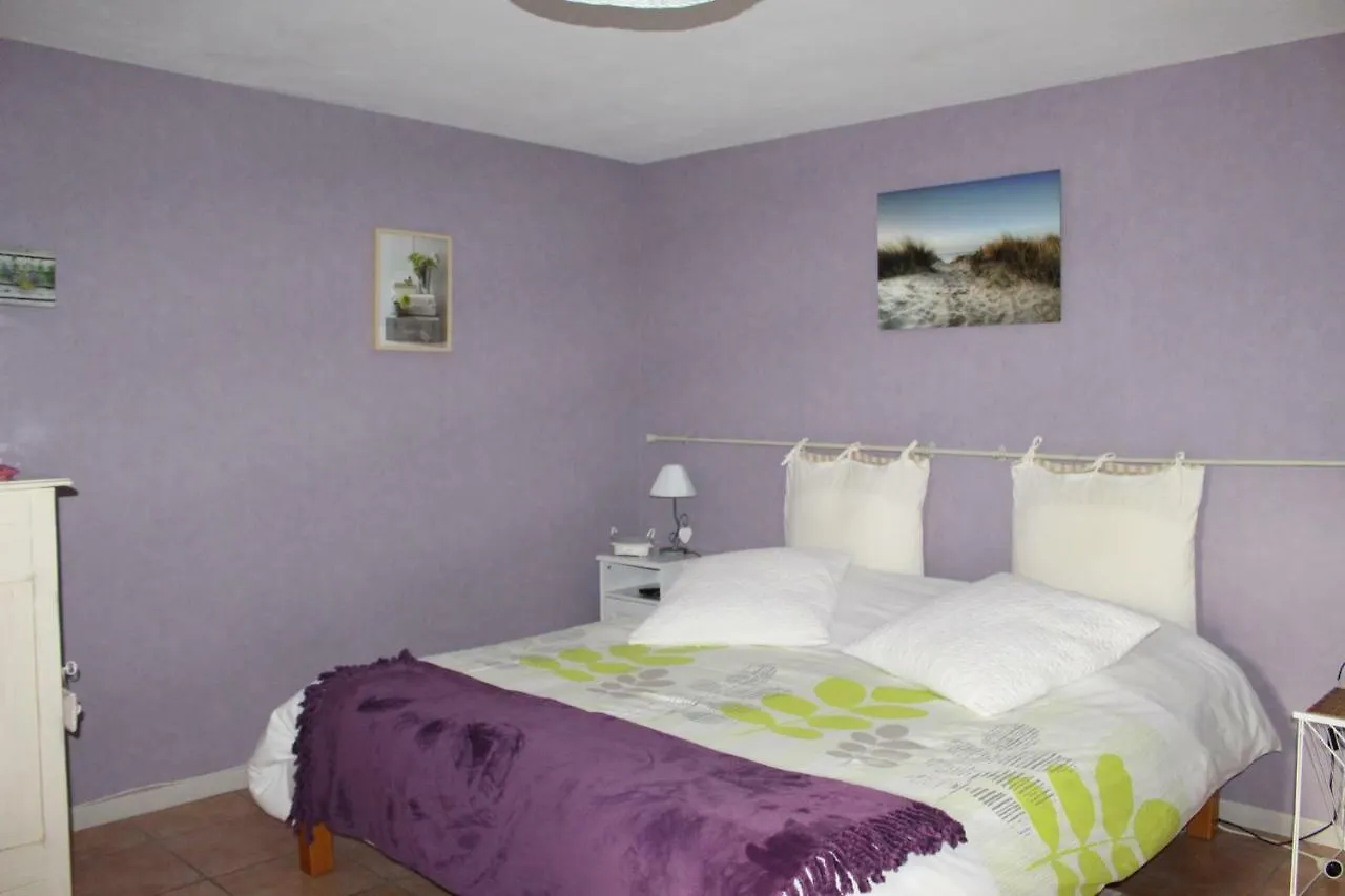 La Maison Aux Chimeres Bed & Breakfast Guehenno